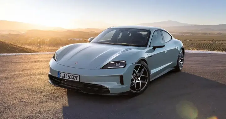 Porsche in crisi, utili in calo e riduzione dei costi: che succede