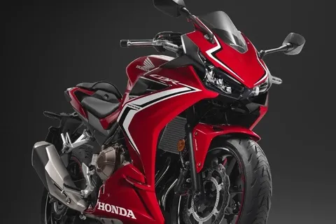 Honda CBR400R 2020 pronta per il Giappone