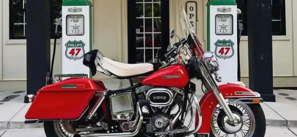 Harley-Davidson FLH Electra Glide del ’77: il mito che oggi vale una fortuna