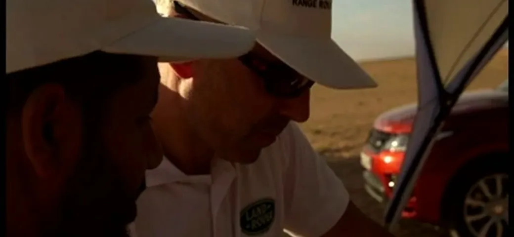 Range Rover Sport Record nella traversata del deserto Empty Quarter