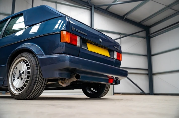 Per la Volkswagen Golf Cabriolet MK1, c'è una bella novità