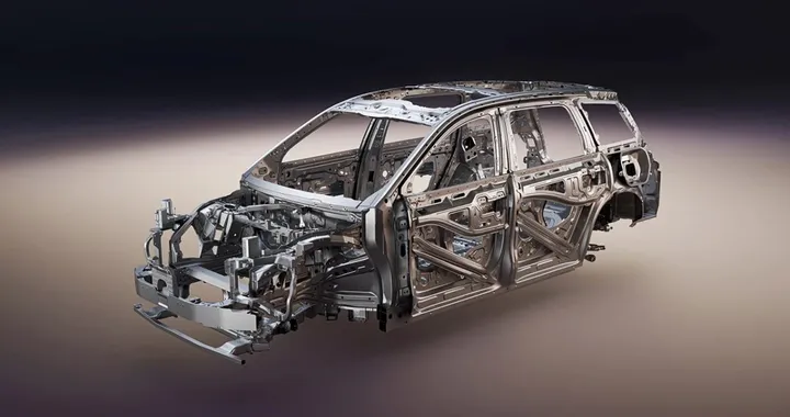 Freelander 8, clamorosa gaffe: sul sito compare la scocca della rivale NIO ES8