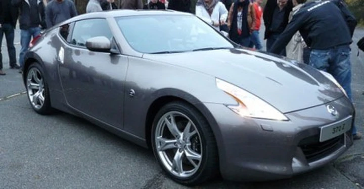 Nissan 370Z: prime foto dal vivo
