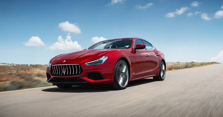 Maserati, la prima elettrica sarà la Ghibli