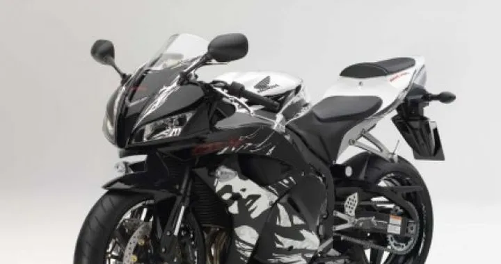 Novità Honda 2010: nuove grafiche per CBR600RR