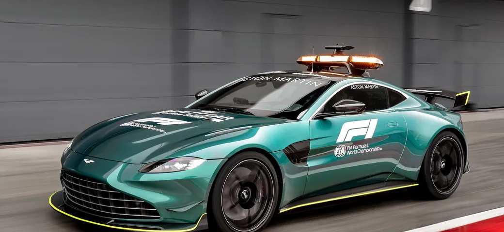La nuova Aston Martin Vantage è la Safety Car ufficiale FIA della Formula 1