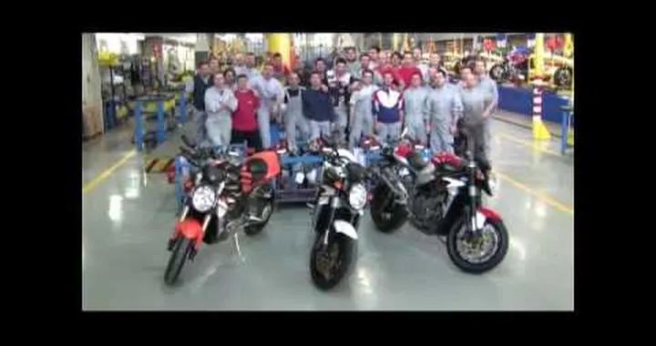 Brutale On Tour - Invito in Italiano