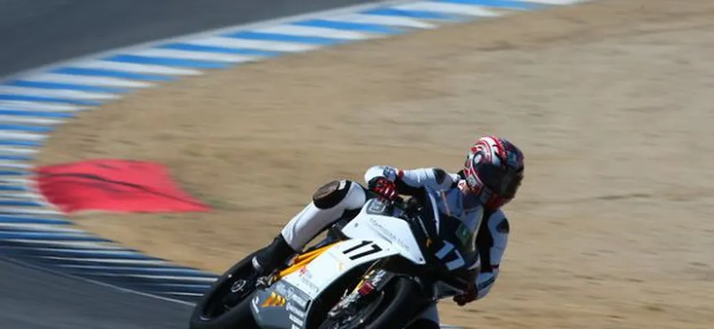 Un giro di pista a Laguna Seca con la Mission R