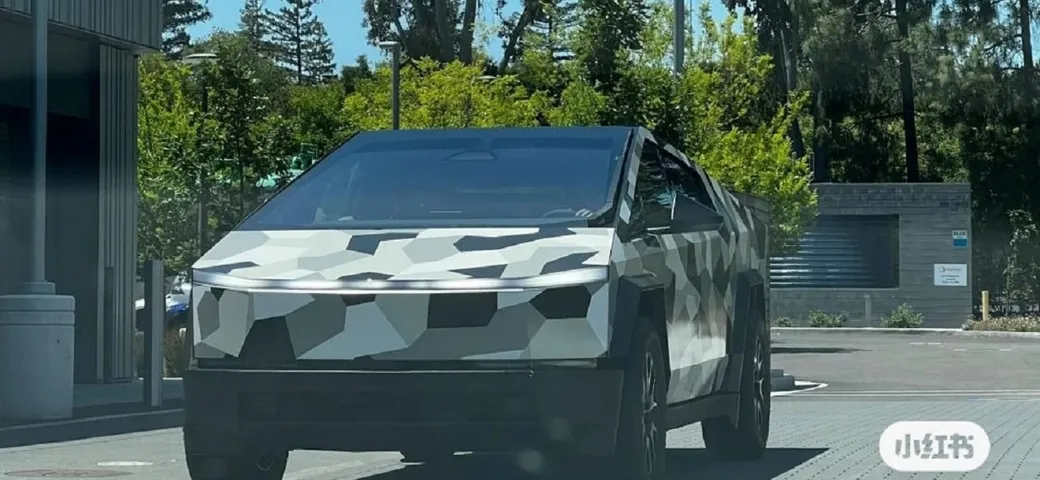 Tesla Cybertruck: emerge un dettaglio che delude molti fan