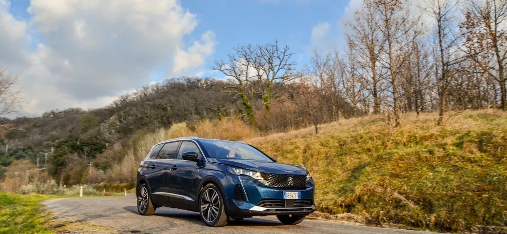 Peugeot 5008 1.5 BlueHDi GT Pack: prova su strada