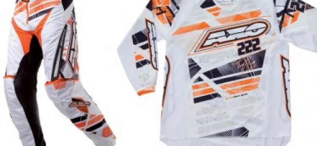 AXO TC222, completo da motocross