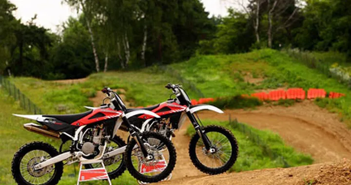 Le Husqvarna 2008 venerdì a MotoTV