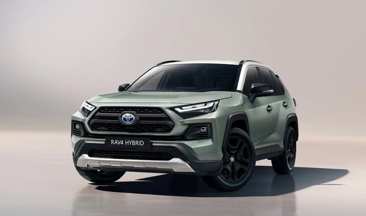 Toyota Rav4 Adventure: nuovo allestimento dal carattere off-road