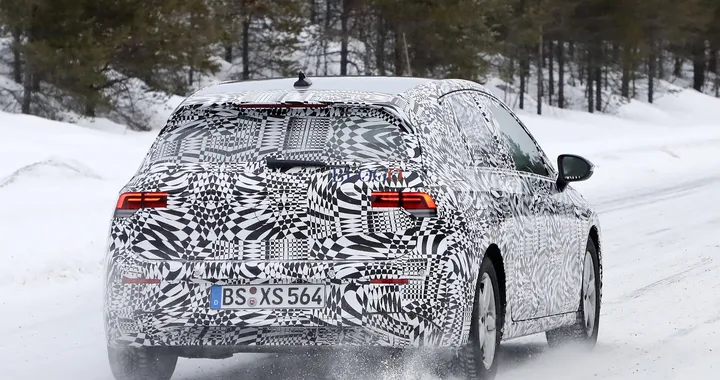Volkswagen Golf 8: lancio a febbraio nonostante il software