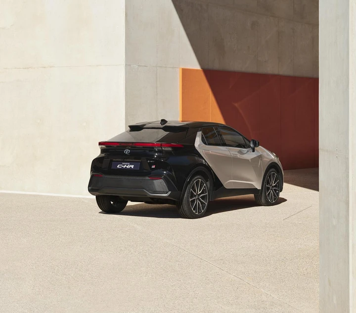 Nuovo Toyota C-HR Italia