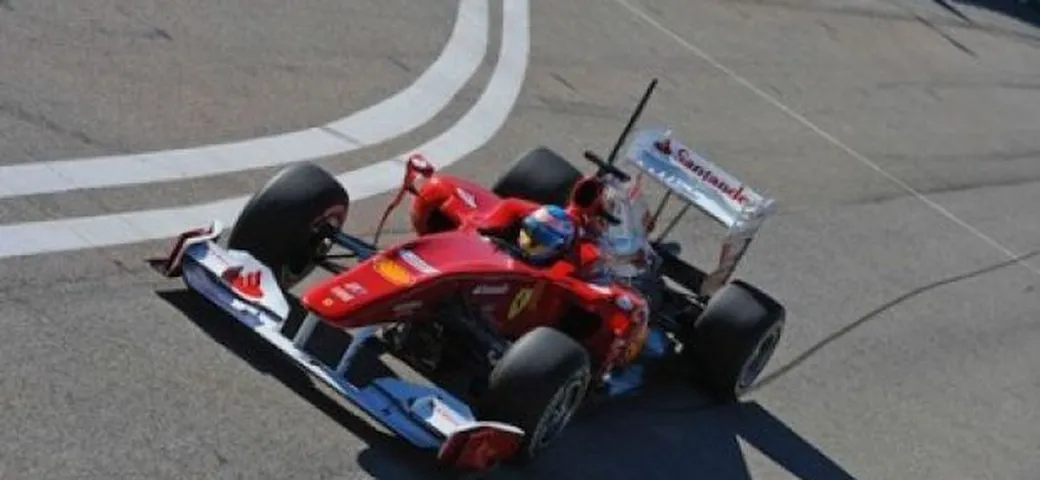Formula 1, GP del Bahrein 2010: vince Alonso; secondo Massa che precede Hamilton