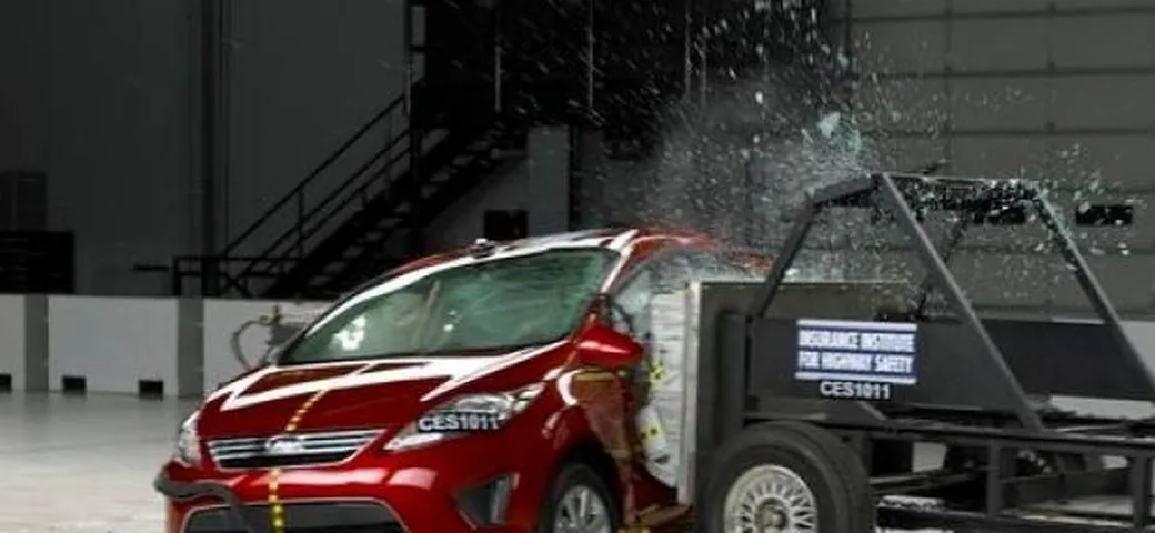 Ford Fiesta: negli USA risultati ottimi al crash test IIHS