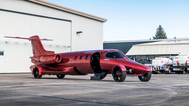 Limo-Jet: la limousine aeronautica in vendita a 3,79 milioni