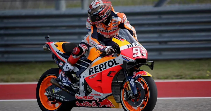 MotoGP, lo “sceriffo” Marquez detta legge. Rossi non molla. Dovi, gran rimonta?
