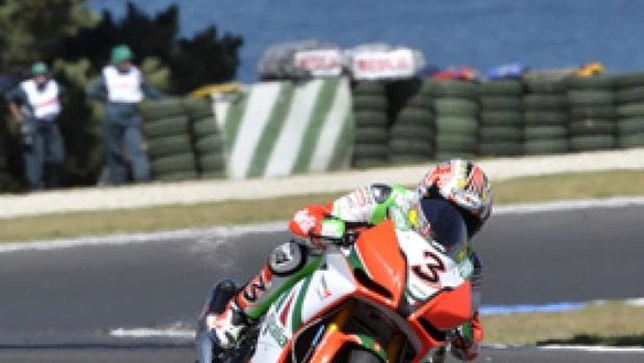 WSBK: Max Biaggi fa segnare 320 km/h di velocità massima, nuovo record di Phillip Island