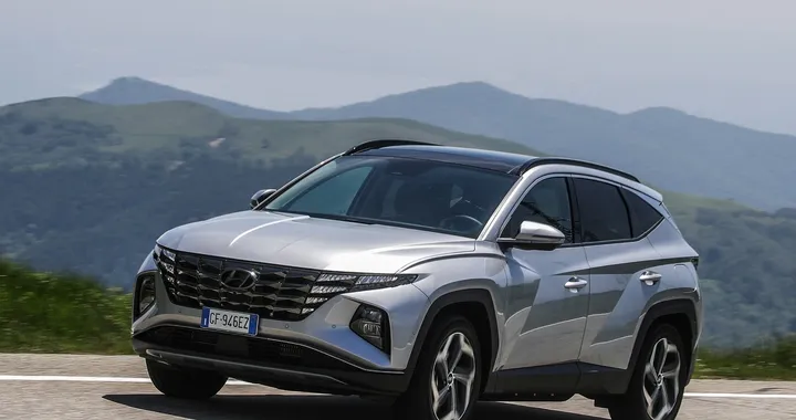 Hyundai Tucson ibrido plug-in: prima prova e prezzi