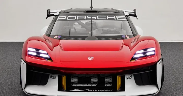 Porsche investe 500 milioni per la Cayman elettrica