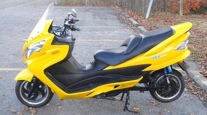 Lo scooter elettrico ZEV LRC-X presto in Europa