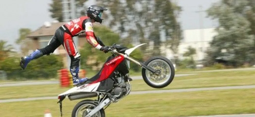 Le motard provate da Special