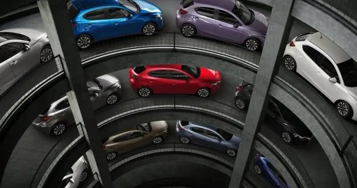 Mazda2: primo contatto