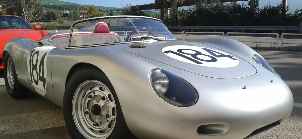 Porsche 718 RS60: 60 anni per la celebre auto da gara