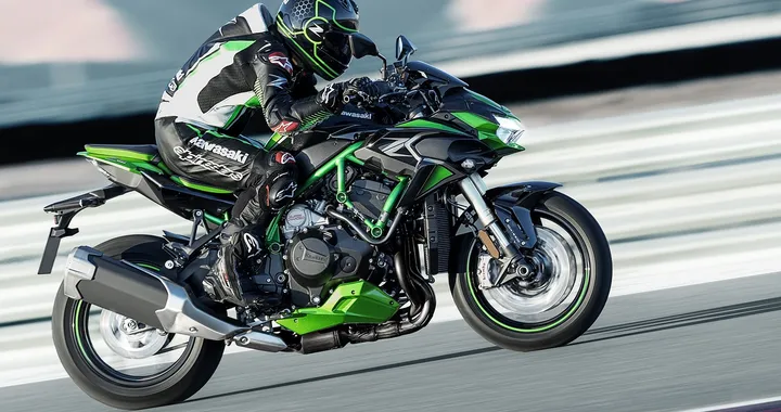 Kawasaki Z H2 SE 2021, la Supernaked sovralimentata affila gli artigli