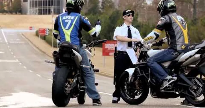 LeoVince for Barber Motorsports Park Hooligans - Jason DiSalvo, Ernie Vigil, Nick Apex