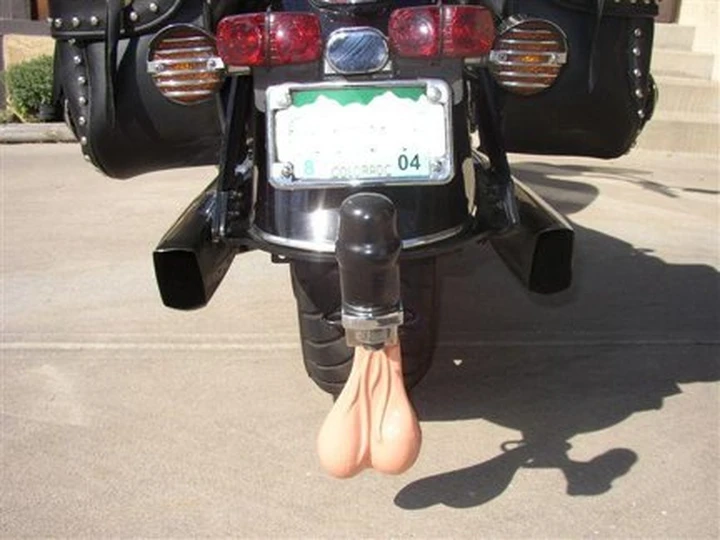 Questa moto ha le... palle!