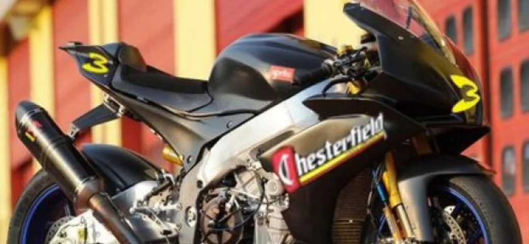Foto del giorno: la RSV4 di Max Biaggi by Patrizio Busti