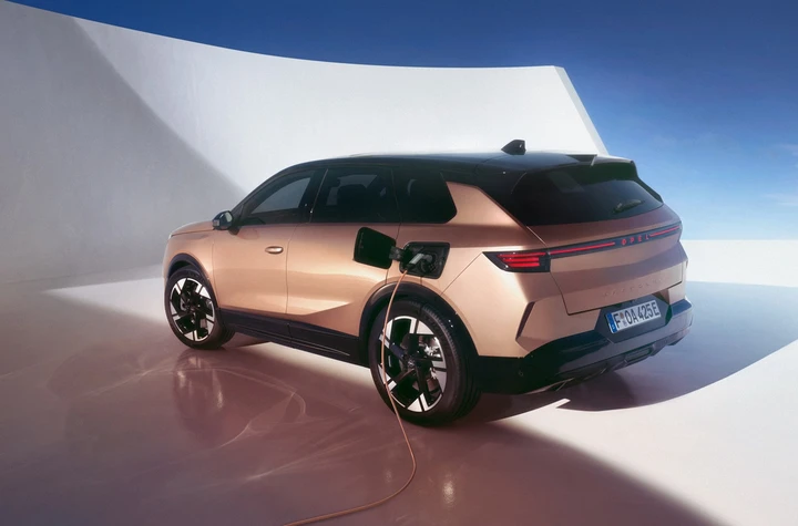 Opel Grandland 100% elettrica