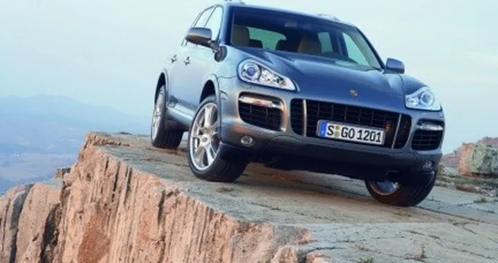 Porsche festeggia le 200.000 Cayenne prodotte