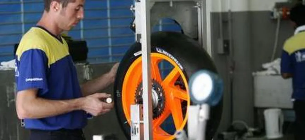 Solo due ruote nei piani della Michelin