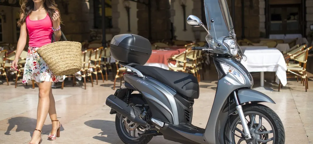 Kymco People One 125i DD MY 2015
