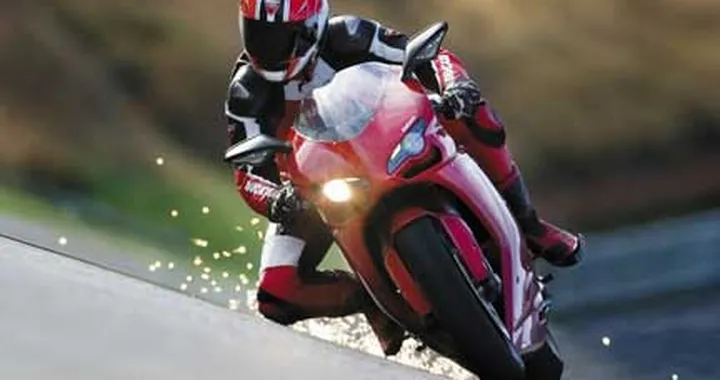 Ducati 1098 in pista per la stampa a Kyalami