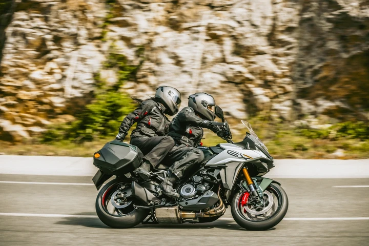 Suzuki GSX-S1000GX 2024