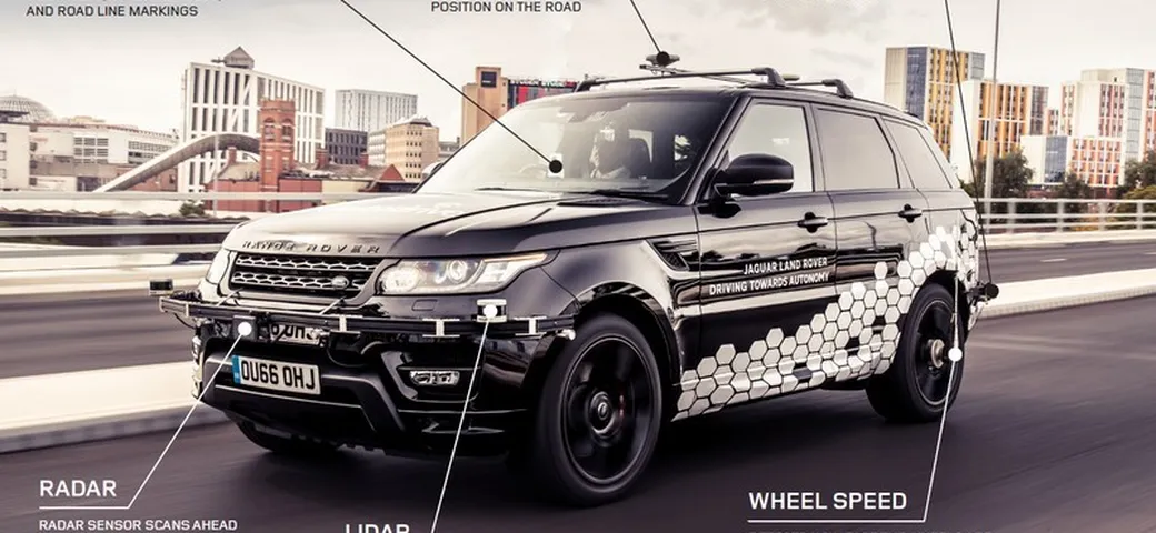 Guida autonoma: Jaguar Land Rover completa il primo test su strade reali