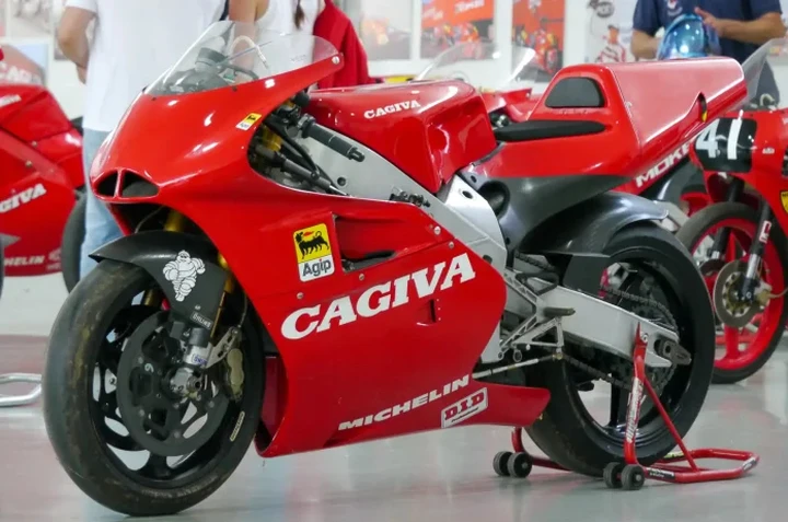 ingrandisci immagine