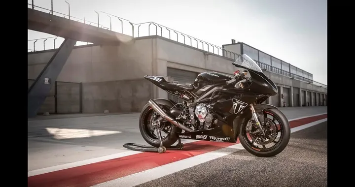 Triumph’s Moto2 2019 race season engine development test