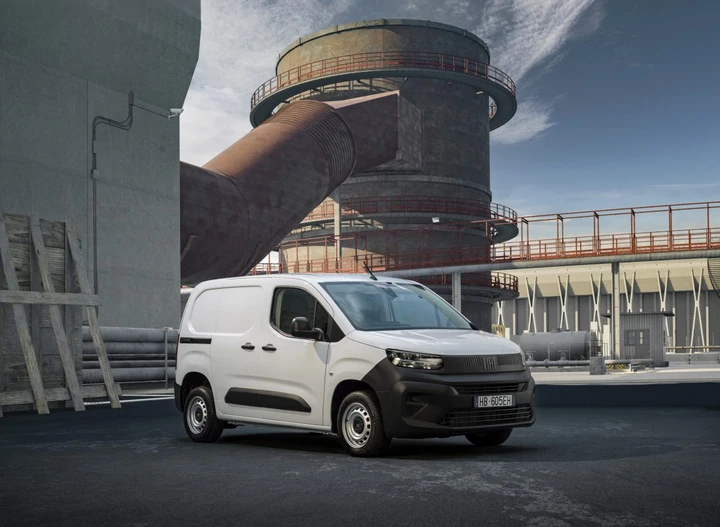 Fiat Doblò EasyPRO, il nuovo van che si trasforma in ufficio mobile