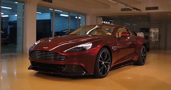 Aston Martin Vanquish: sarà esposta al Salone di Los Angeles