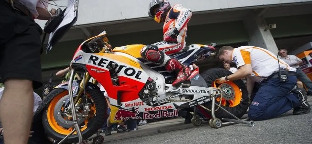 Anche la Repsol attacca Rossi: 