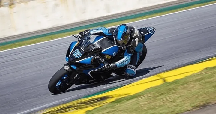 SBK Brasiliana: incidente fatale dopo la bandiera a scacchi!