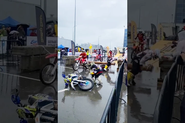 salto-del-tronco-moto-video
