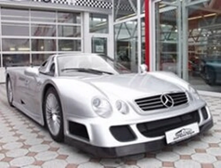 Una sfortunata Mercedes da 1,7 milioni di dollari