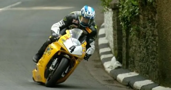 Si accendono i motori a Macau